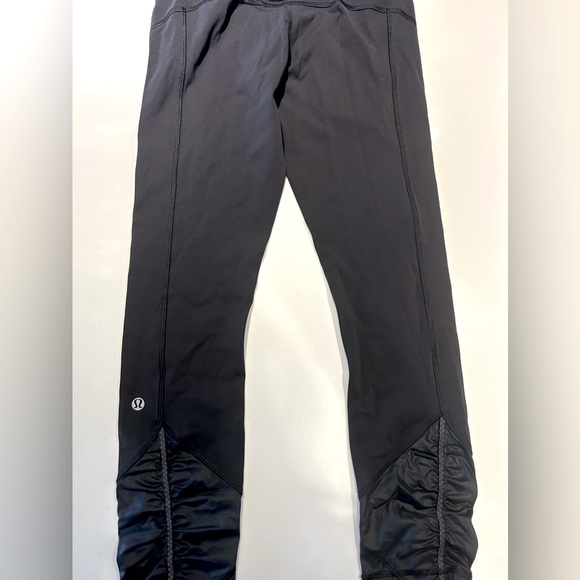 Lululemon black leggings - Picture 2 of 3